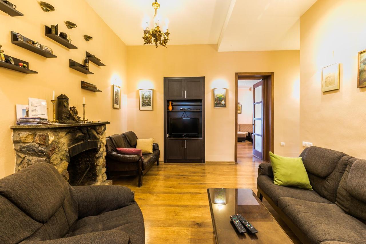 Apartment At 12 Baratashvili Street Tbilisi Exterior photo